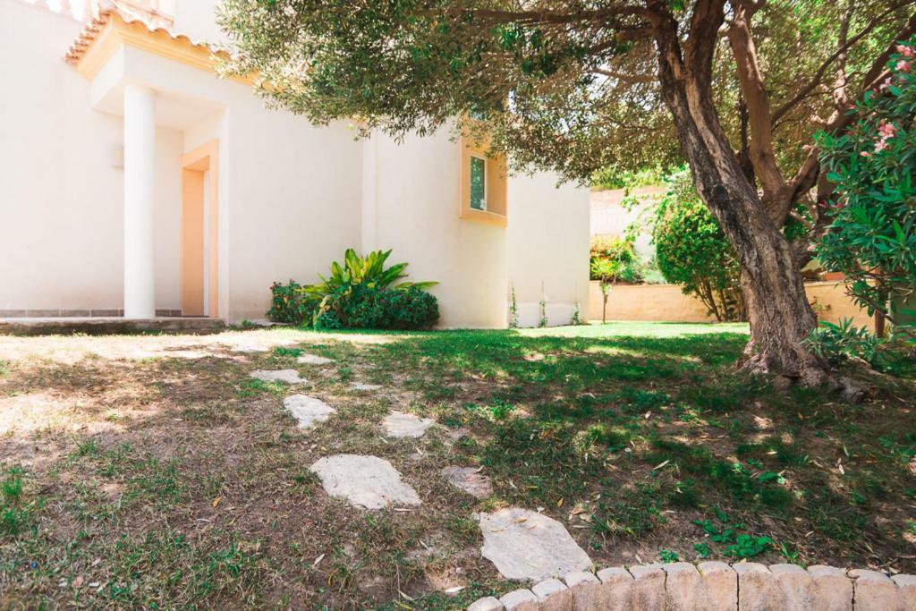 Bright Villa With Salt Water Pool El Campello Eksteriør bilde